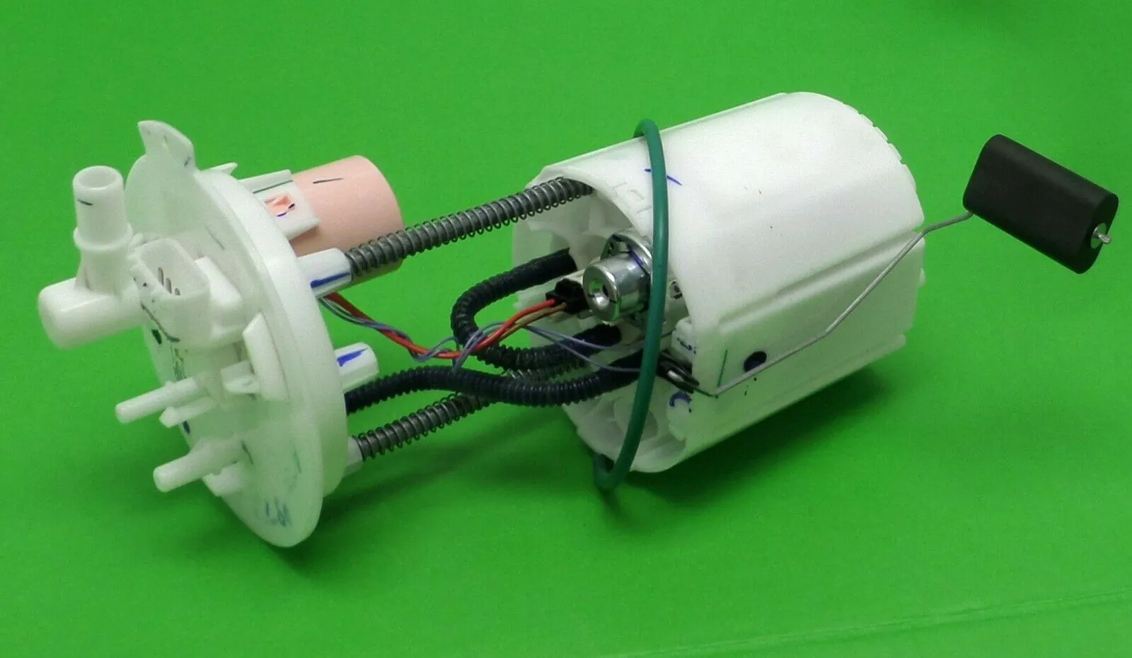 13593813 New Electric Fuel Pump 2012-2016 Buick LaCrosse Chevrolet Malibu