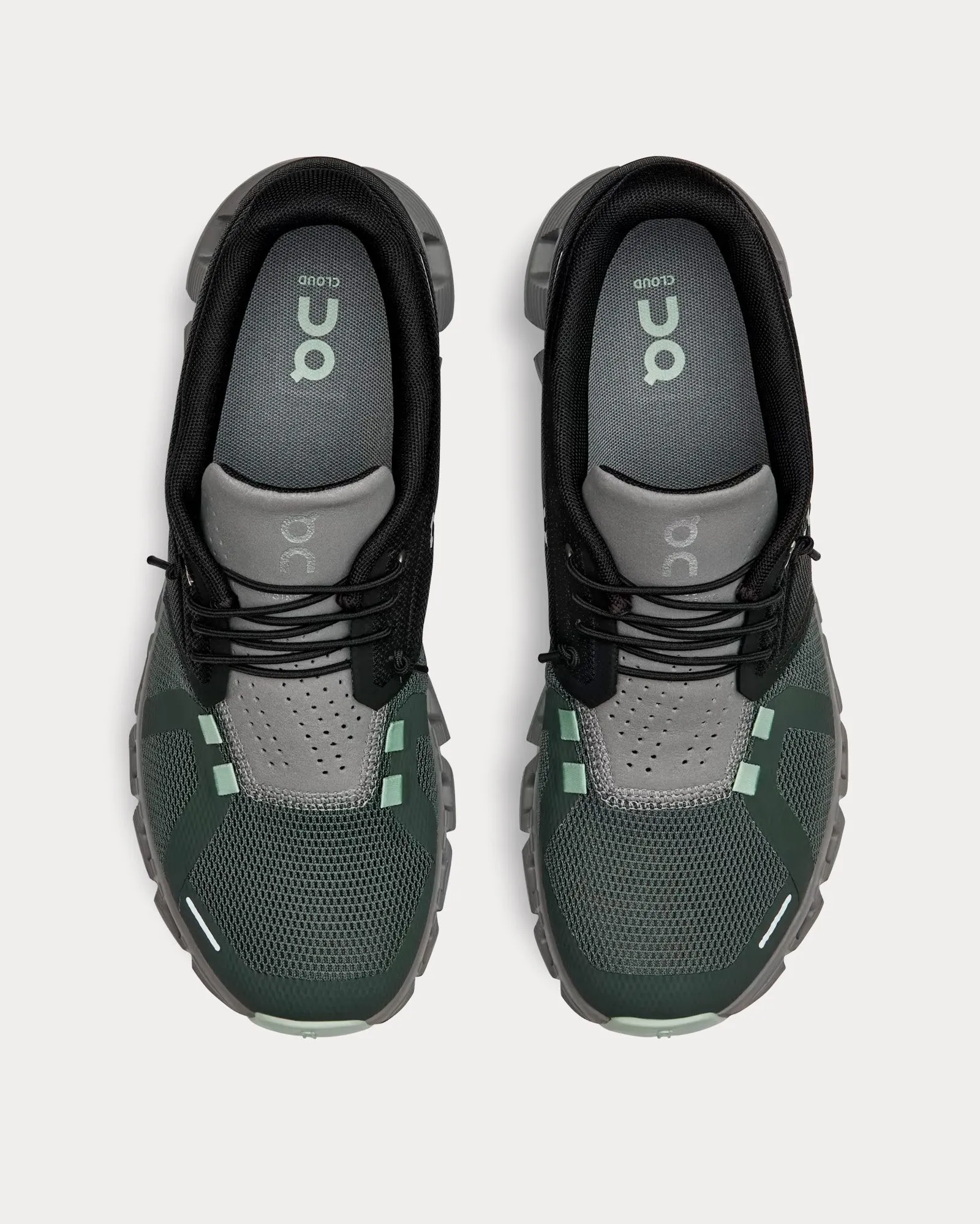 Cloud 5 Black / Lead Running Shoes