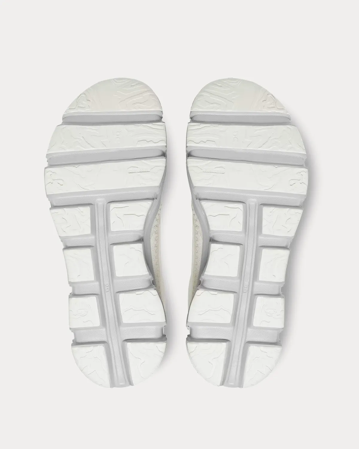 Cloudaway Undyed White / Glacier Running Shoes