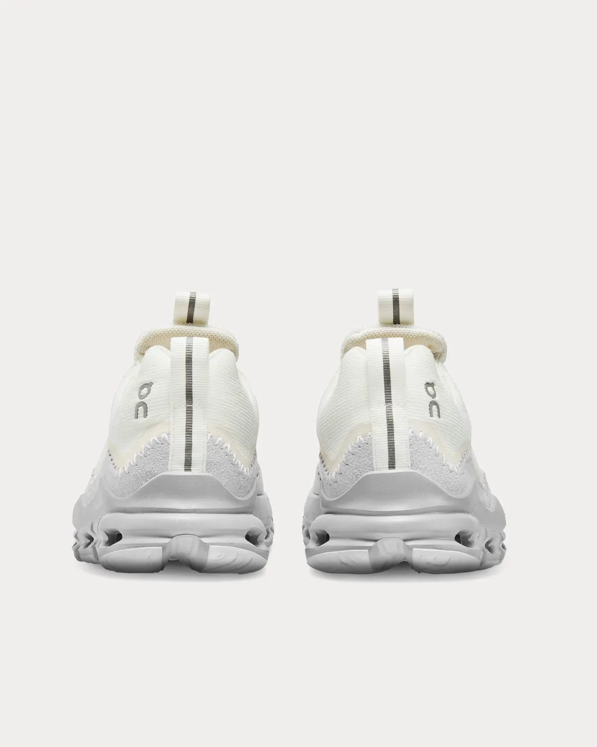 Cloudaway Undyed White / Glacier Running Shoes
